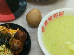 -春妮馅饼包子粥(公园路店)