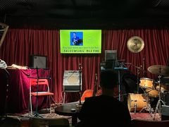 -东岸Cafe 爵士俱乐部