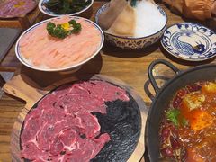 -旧街市鲜货老火锅(大光路店)