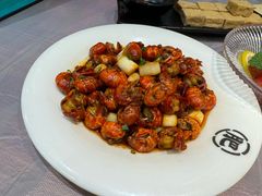 -肥肥虾庄·金牌油焖大虾(汉口城市广场店)