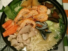 日式豚骨海鲜火锅-嘉喜来比萨(罗马花园店)