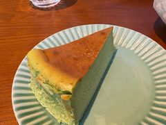 -Two Birds One Stone·一石二鸟(诚品生活店)