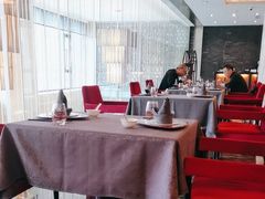 -粤尚腾香居中餐厅(首都机场希尔顿店)