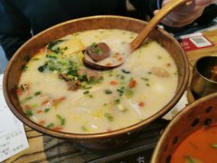 -成都你六姐·牛肉冒菜(上海环宇荟店)