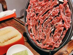 -醉董牛川派鲜肉自选火锅(烟台店)