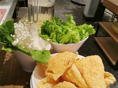 -三人行骨头王火锅(长寿店)