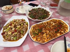 -洪霞餐馆