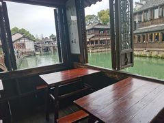 -茅老太臭豆腐