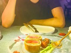 惠灵顿牛排-弦月窗LUNETTE BY AMANDA(复兴路店)