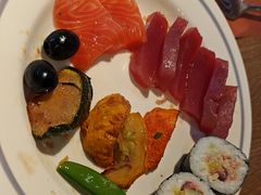 -咖啡苑自助餐厅·中国大饭店