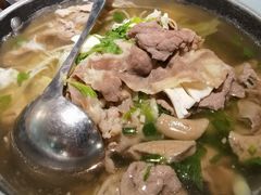 -全牛匠·乐山跷脚牛肉(新中关店)