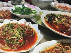 -洪霞餐馆
