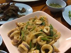咸蛋炒鱿鱼-Ruam Saep Yok Khok Som Tam