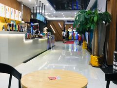 -大光明丽星VIP影城(昌里路杜比全景声店)