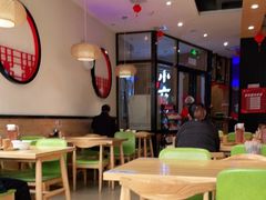 大堂-小六汤包·老字号·中华名小吃(公园南路店)