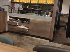 -必胜客(WOW象山涌金广场店)