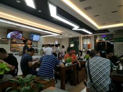 大堂-Mlamber麦泊尔兰州牛肉面