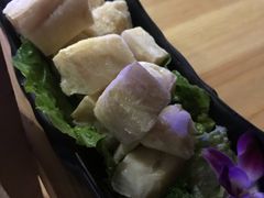 -三人行骨头王火锅(长寿店)