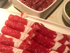 -海底捞火锅鲜切牛肉主题店(长寿路店)