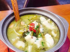 -周鱼小馆石锅酸菜鱼(活力汇店)