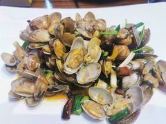 富贵辣炒花蛤-蚝堡海鲜·威海菜·海肠捞饭·烧烤·亚洲吃蚝公司(幸福门店)