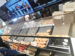 面包甜点陈列柜-月枫堂(长春这有山店)