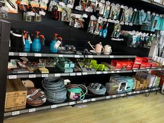 -百安居装修建材卖场(泰然店)