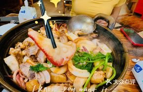 Fresh Squid Chicken Stew