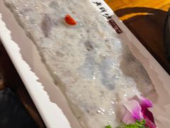-老牌坊云南鱼豆花火锅(哈西万达店)