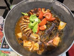-刘姐啤酒鱼民族演艺餐厅(阳朔美食抗战路店)