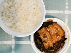 -老乡鸡(亳州路天庆大厦店)