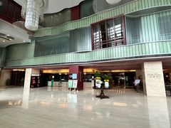 -西安绿地假日酒店