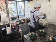 -正宗杨记普洱酸醋米线(总店)