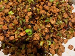 黑三剁-云海肴·汽锅鸡·云南菜(领展购物广场·中关村店)