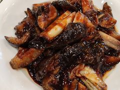 精品葱烧海参-丰泽园饭店