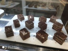 -绿岛港轩海鲜烤肉涮锅自助餐厅