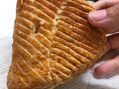 苹果派-老梦面包 CHEZMOREL(三源里店)