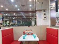 卡座-旺角宝港式茶餐厅(寮步店)