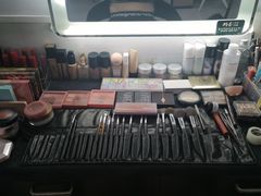 -ME觅妆·定制美妆·彩妆私教(菱角湖店)