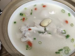 -叁煨蹄花·下饭盐帮菜(人民广场店)
