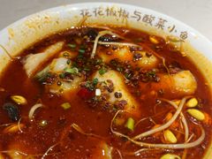 -渝是乎川渝小炒(新世界百货望京店)