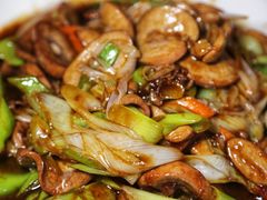 -金卯白肉罩火烧