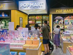 -泡泡玛特POPMART(杭州乐堤港店)