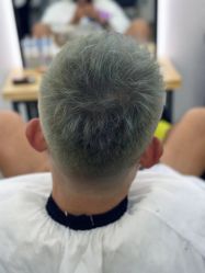 -曼都发型