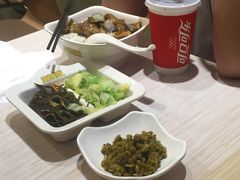 -南城香·饭香串香馄饨香(青年路店)