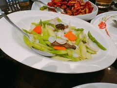-大理实力希尔顿酒店御璽中餐厅YUXI – CHINESE RESTAURANT