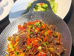 仔姜小炒黄牛肉-炊江南·上海菜(国展华漕店)