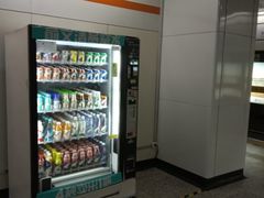 -常熟路(地铁站)