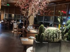 大堂-蜜桃餐厅·伴山(湖滨商业街店)