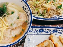 -长人馄饨铺(解放街店)